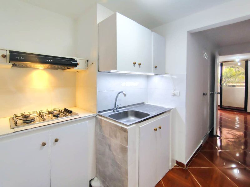 Apartaestudio en arriendo Antioquia Medellín Bombona No2 35 m2 Habitaciones 1 Baños 1 Garajes 0 Precio $1200000