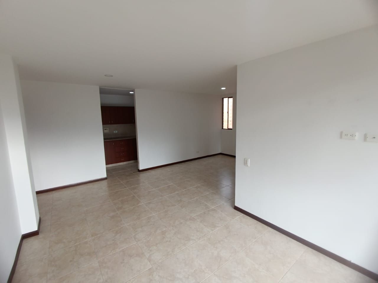 Apartamento en arriendo Antioquia Envigado La Pradera 85 m2 Habitaciones 3 Baños 2 Garajes 1 Precio $3500000