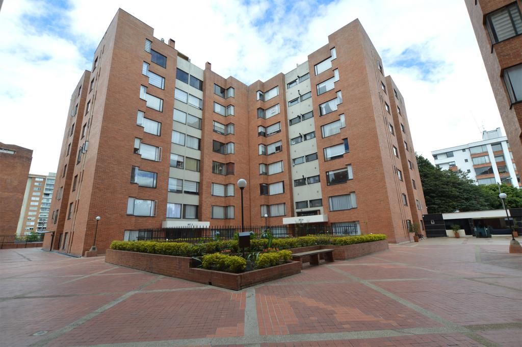 Apartamento en arriendo Cundinamarca Bogotá Santa Helena Et I 70 m2 Habitaciones 2 Baños 2 Garajes 1 Precio $2736000