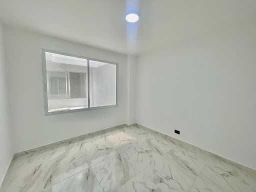 Apartamento en arriendo Valle Del Cauca Cali Bretaña 65 m2 Habitaciones 3 Baños 1 Garajes 1 Precio $1600000