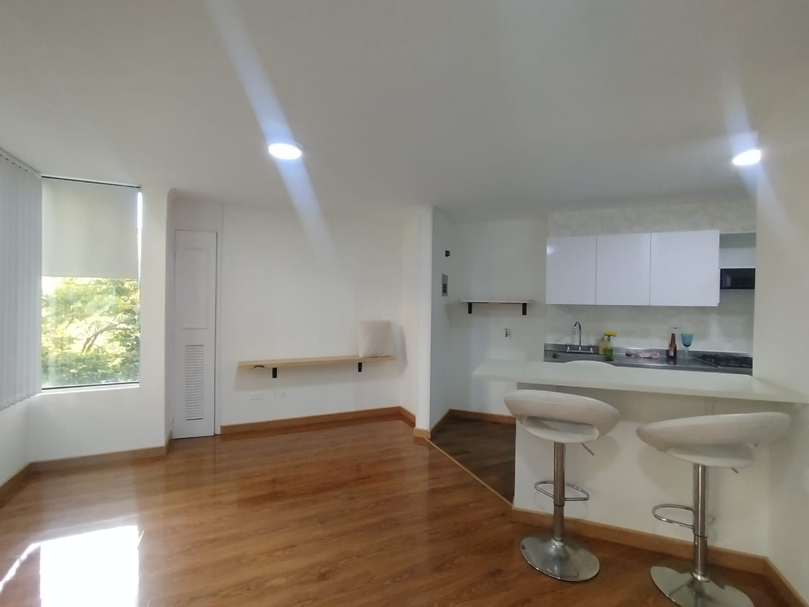 Apartaestudio en venta Risaralda Pereira Popular Modelo 64 m2 Habitaciones 1 Baños 2 Garajes 1 Precio $395000000