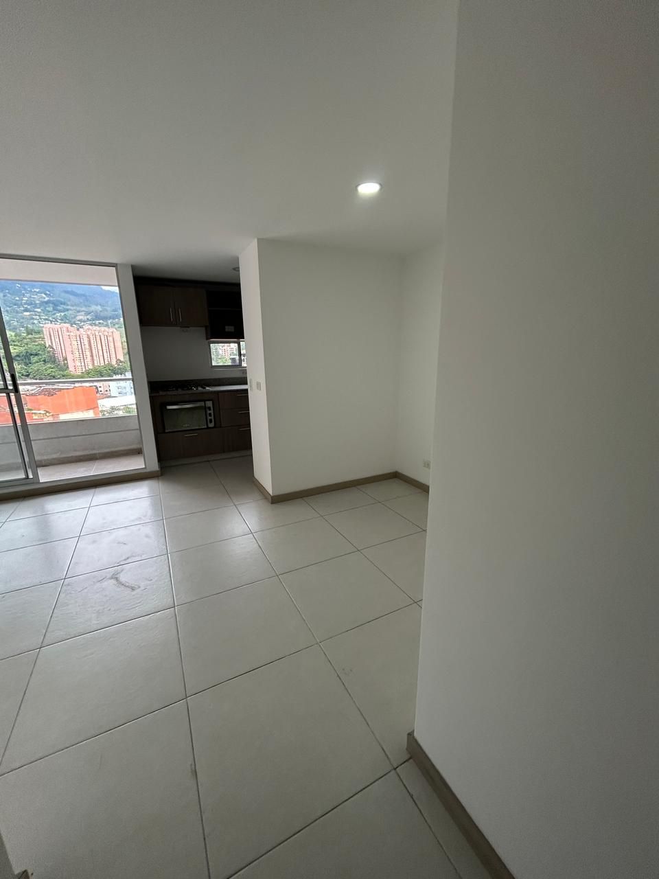 Apartamento en arriendo Antioquia Envigado Las Antillas 70 m2 Habitaciones 2 Baños 2 Garajes 1 Precio $2600000