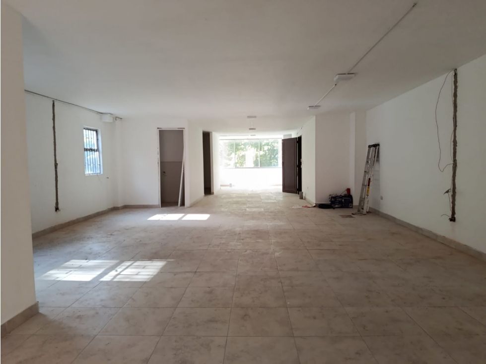 Local en venta Antioquia Medellín Belen 170 m2 Habitaciones 0 Baños 2 Garajes 1 Precio $420000000