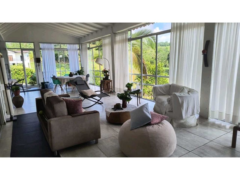 Casa Campestre en arriendo o venta Caldas Neira Neira 144 m2 Habitaciones 3 Baños 4 Garajes 4 Precio venta $550000000 Precio arriendo $3436000