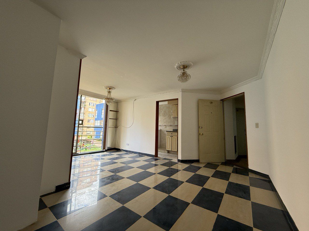 Apartamento en venta Cundinamarca Bogotá Cjr Santa Monica Club House 57 m2 Habitaciones 3 Baños 2 Garajes 1 Precio $550000000