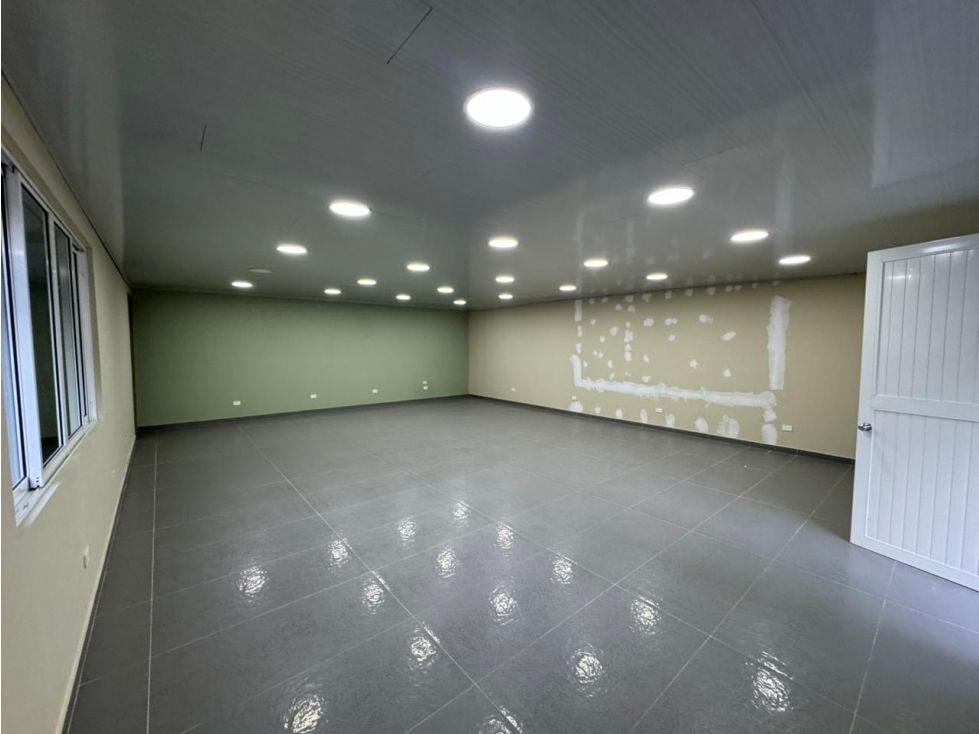 Bodega en arriendo Antioquia Envigado El Chinguí 2200 m2 Habitaciones 0 Baños 5 Garajes 0 Precio $20000000