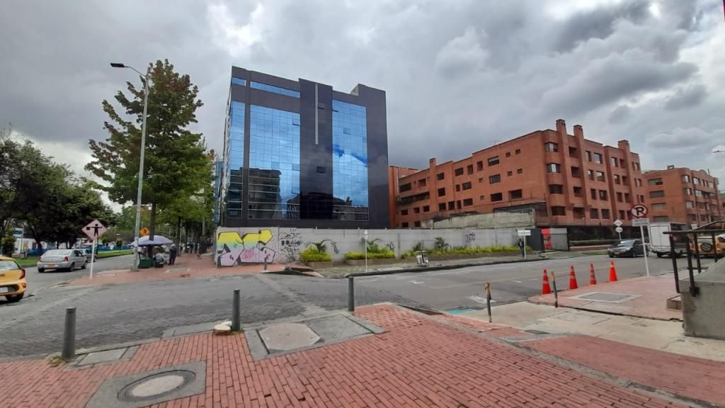 Lote en venta Cundinamarca Bogotá Centro Fontibon 0 m2 Habitaciones 0 Baños 0 Garajes 0 Precio $7300000000