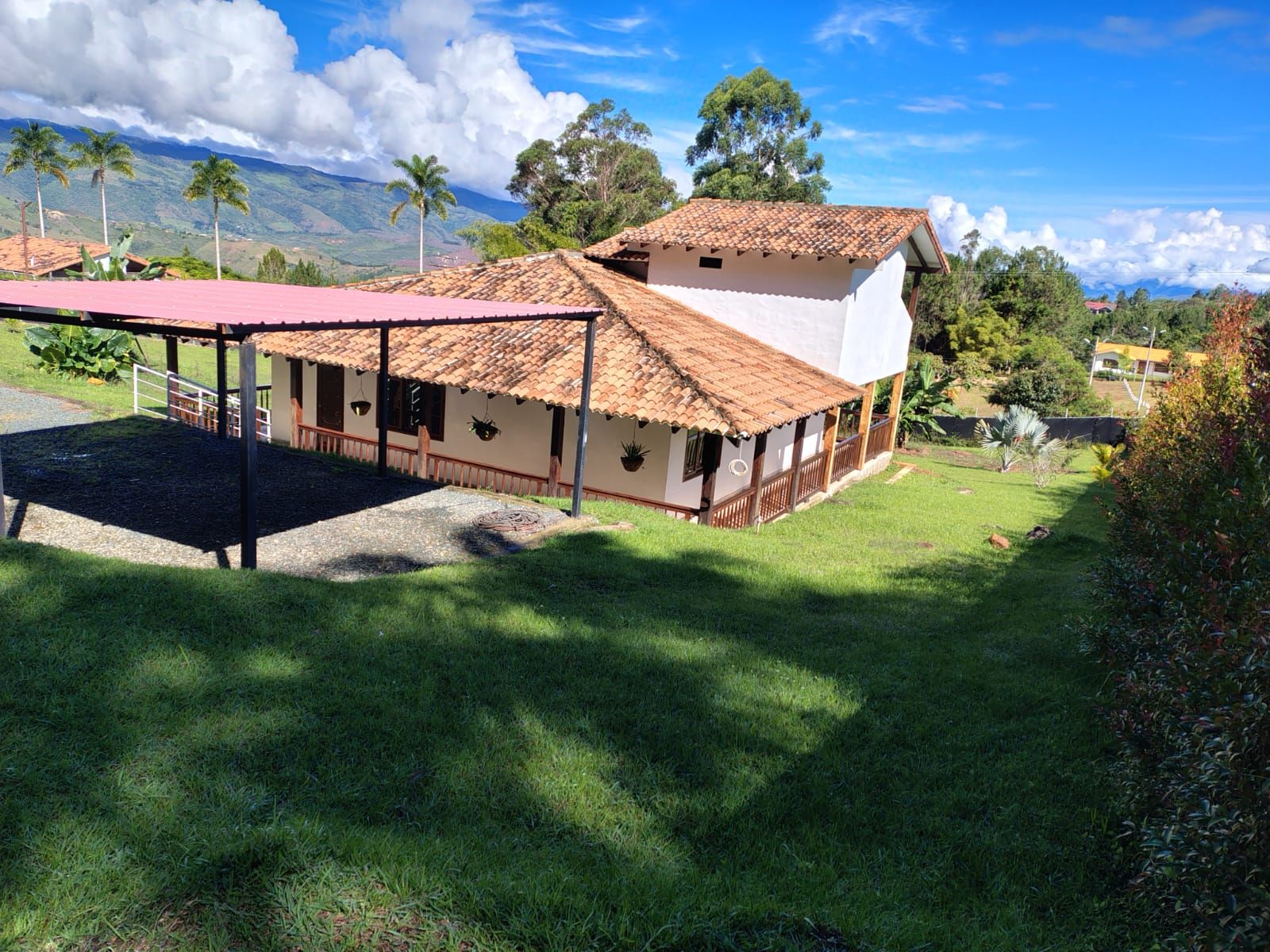Finca en venta Valle Del Cauca Dagua Dagua 300 m2 Habitaciones 3 Baños 3 Garajes 6 Precio $650000000