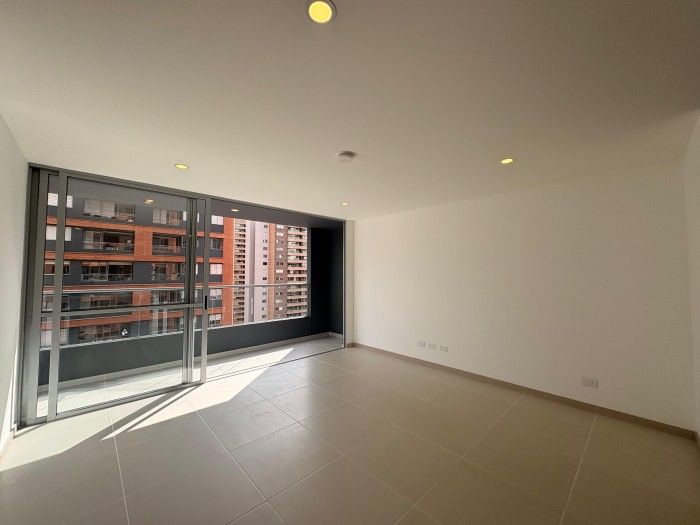 Apartamento en arriendo Antioquia Medellín Simesa 93 m2 Habitaciones 3 Baños 2 Garajes 1 Precio $5300000