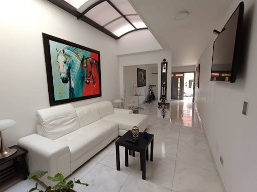 Casa en venta Antioquia Medellín La America 135 m2 Habitaciones 4 Baños 5 Garajes 1 Precio $580000000