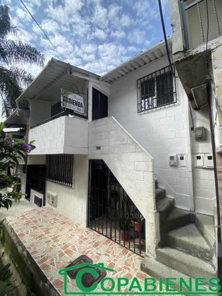 Apartamento en arriendo Antioquia Bello La Navarra 65 m2 Habitaciones 3 Baños 1 Garajes 0 Precio $900000