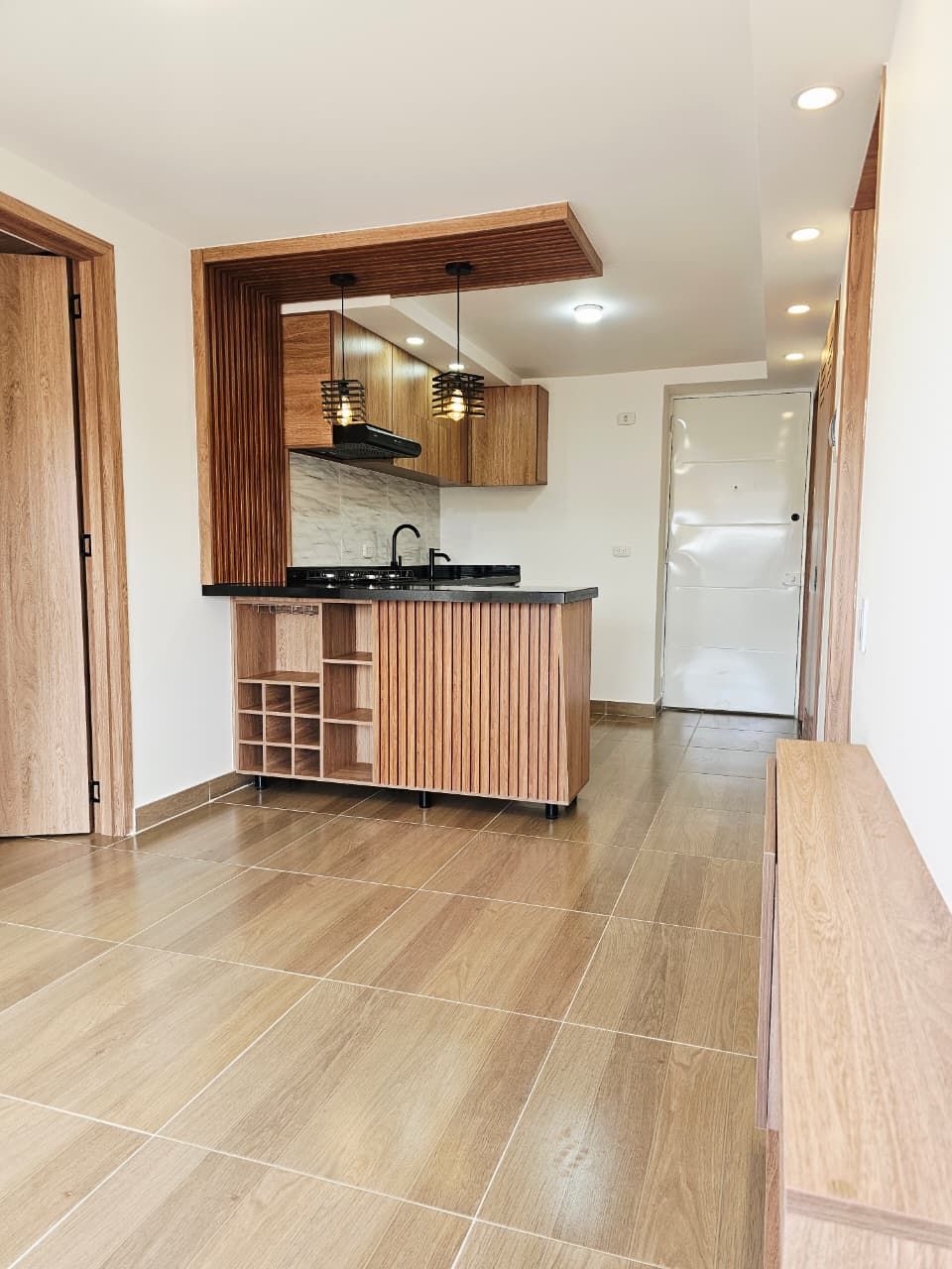 Apartamento en arriendo o venta Cundinamarca Bogotá Cjr Salerno 44 m2 Habitaciones 2 Baños 2 Garajes 0 Precio venta $270000000 Precio arriendo $1643000
