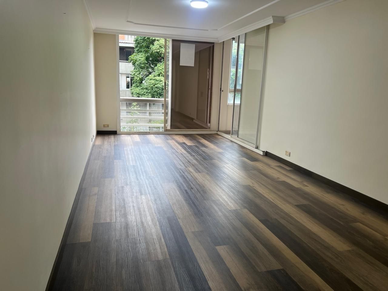 Apartamento en venta Antioquia Medellín Miravalle 99 m2 Habitaciones 4 Baños 3 Garajes 1 Precio $550000000