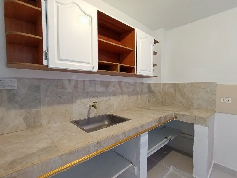 Apartamento en arriendo Antioquia Medellín Campo Valdes No1 85 m2 Habitaciones 3 Baños 1 Garajes 0 Precio $1350000