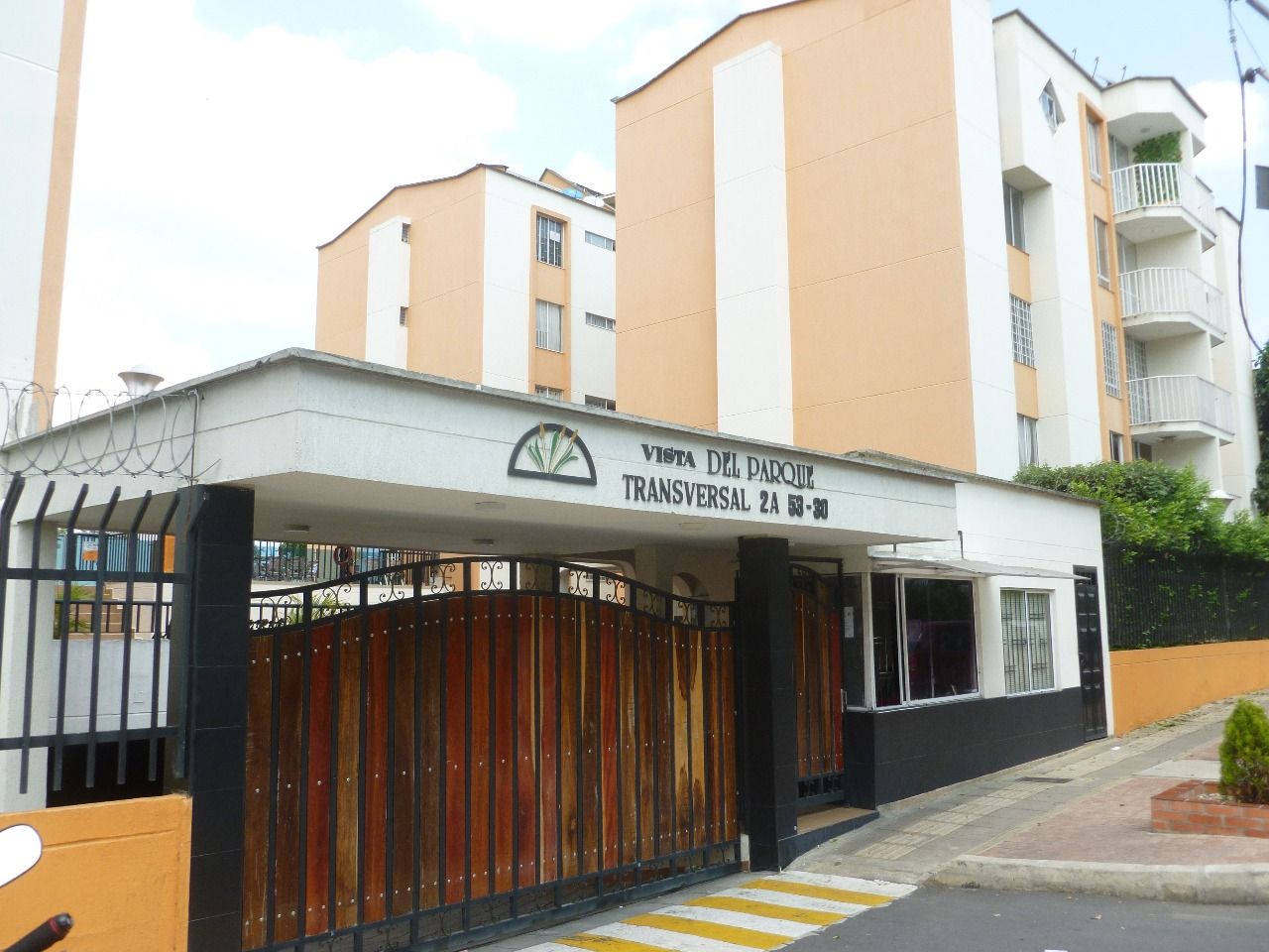 Apartamento en arriendo Santander Bucaramanga Cd Real De Minas 65 m2 Habitaciones 3 Baños 2 Garajes 1 Precio $1554000