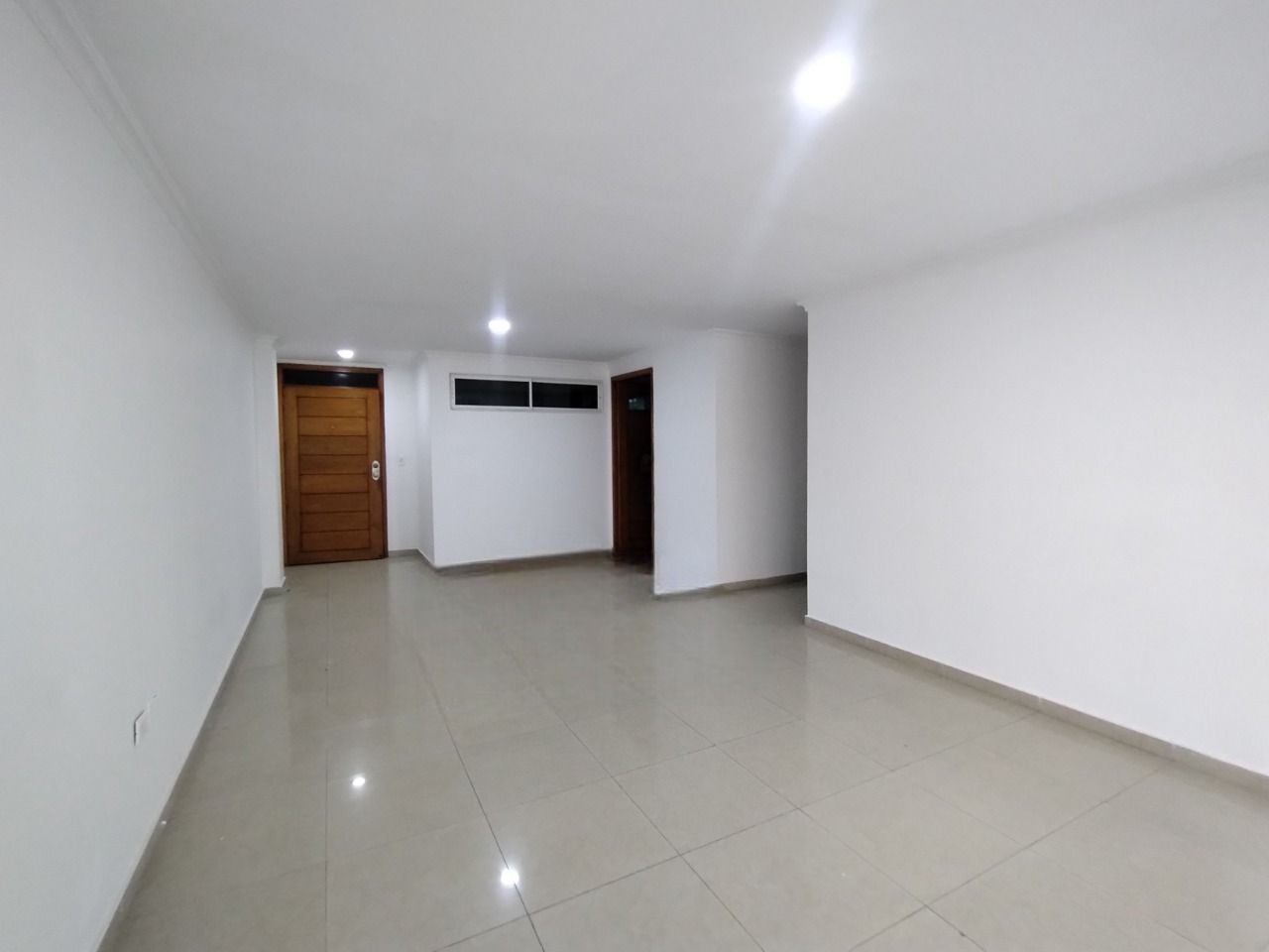 Apartamento en arriendo Atlántico Barranquilla Ciudad Jardin 115 m2 Habitaciones 3 Baños 2 Garajes 1 Precio $3000000