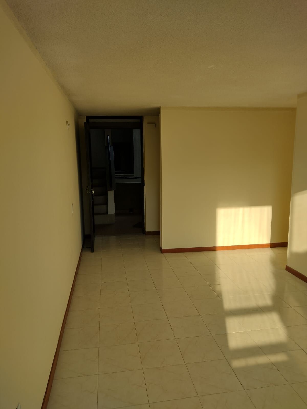 Apartamento en arriendo Valle Del Cauca Cali Cañaverales Los Samanes 65 m2 Habitaciones 3 Baños 2 Garajes 1 Precio $1358000