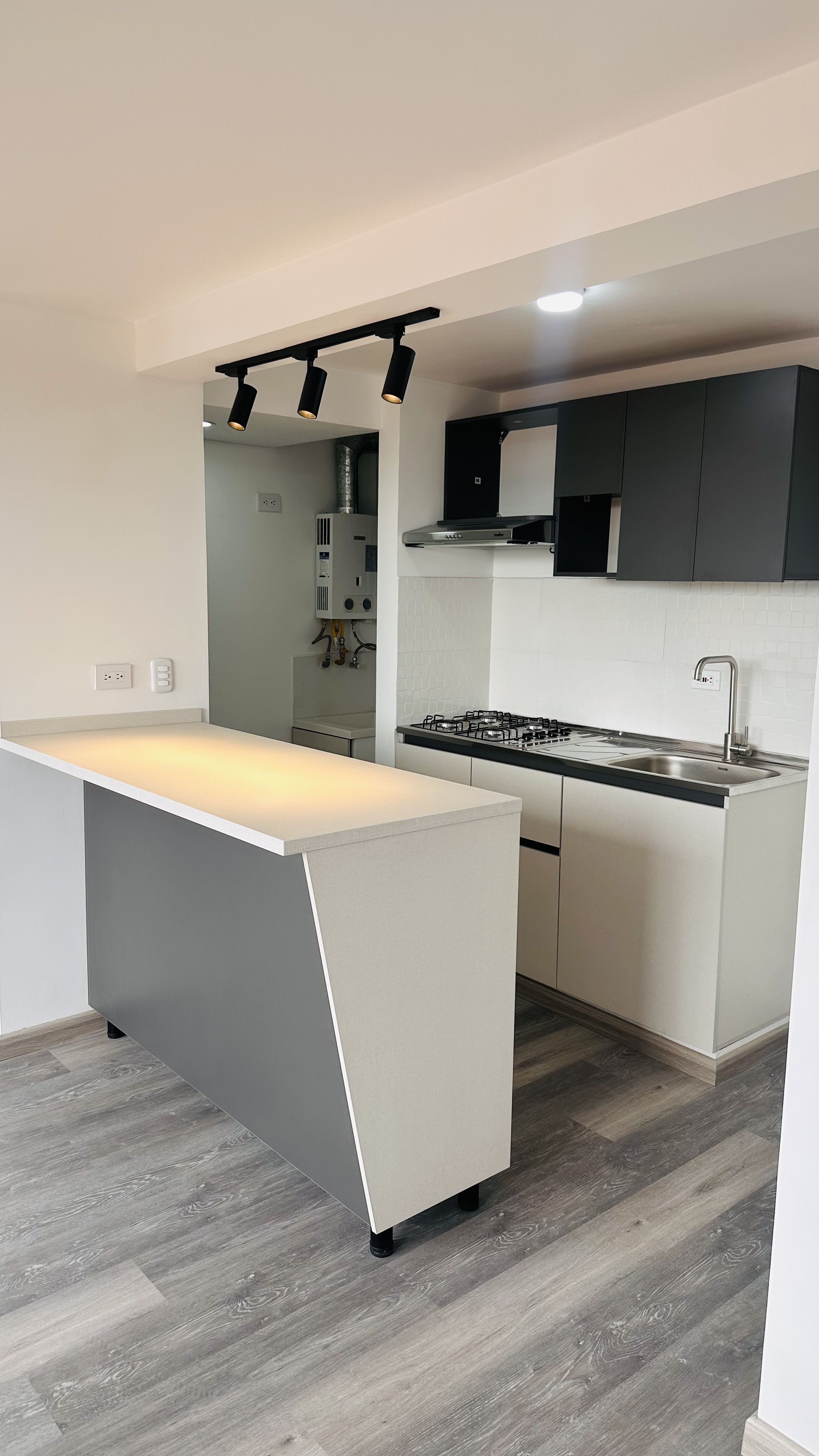 Apartamento en arriendo Cundinamarca Bogotá Casa Blanca 45 m2 Habitaciones 2 Baños 1 Garajes 1 Precio $1500000