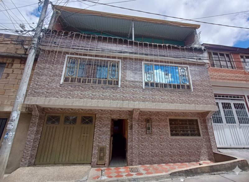 Casa en venta Cundinamarca Bogotá Las Lomas 380 m2 Habitaciones 10 Baños 10 Garajes 1 Precio $650000000