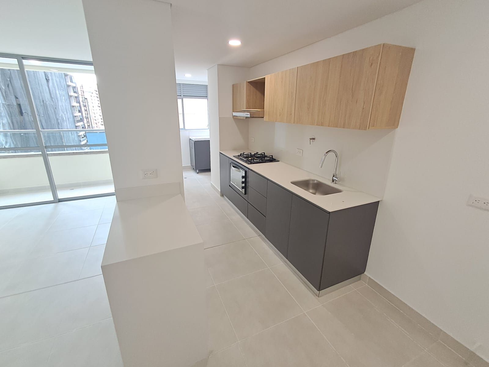 Apartamento en arriendo Antioquia Medellín Simesa 72 m2 Habitaciones 2 Baños 3 Garajes 1 Precio $4000000