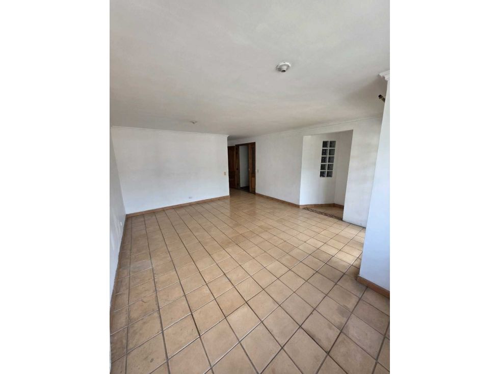 Apartamento en arriendo Antioquia Medellín San Cristobal 80 m2 Habitaciones 3 Baños 2 Garajes 0 Precio $1800000