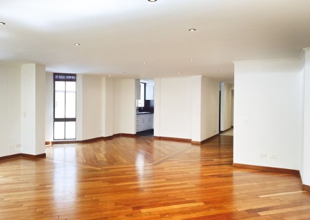 Apartamento en venta Cundinamarca Bogotá El Refugio 195 m2 Habitaciones 3 Baños 3 Garajes 2 Precio $1300000000