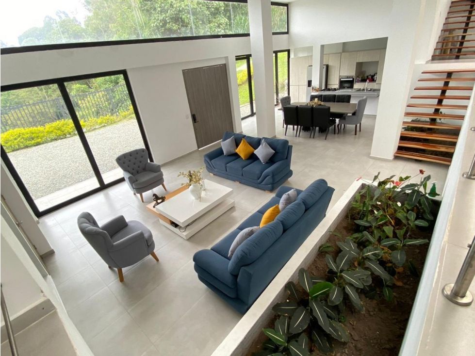 Casa en venta Caldas Villamaría Villamaría 420 m2 Habitaciones 5 Baños 5 Garajes 6 Precio $950000000