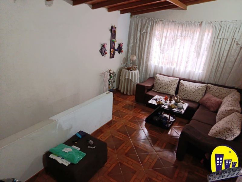Apartamento en venta Antioquia Medellín Santa Cruz 80 m2 Habitaciones 3 Baños 2 Garajes 0 Precio $240000000