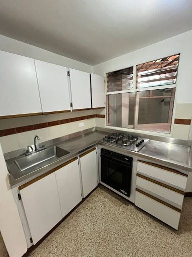 Apartamento en arriendo Antioquia Medellín San Joaquin 35 m2 Habitaciones 1 Baños 1 Garajes 0 Precio $2100000