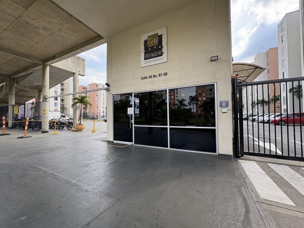 Apartamento en arriendo Valle Del Cauca Cali Urbanizacion San Rafael 65 m2 Habitaciones 2 Baños 2 Garajes 0 Precio $1470000