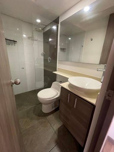 Apartamento en arriendo Antioquia Medellín San German 55 m2 Habitaciones 2 Baños 2 Garajes 1 Precio $2700000