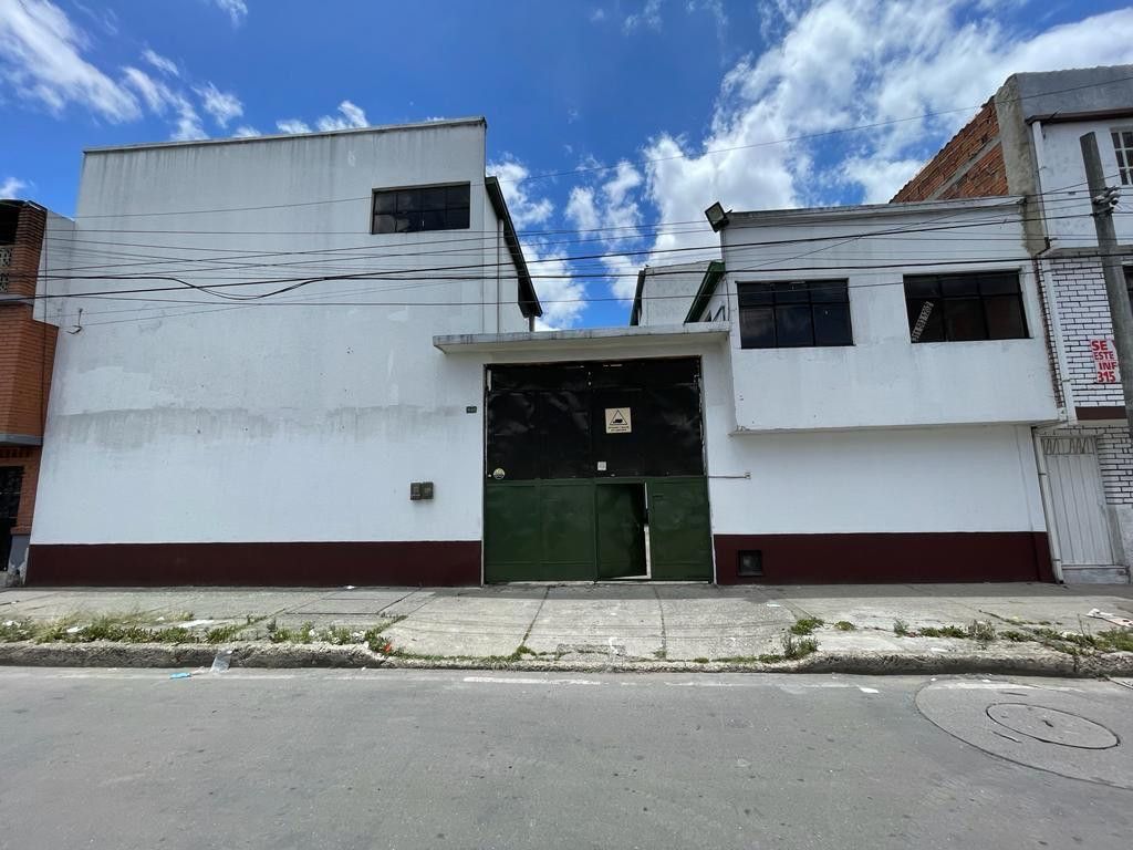 Bodega en arriendo Cundinamarca Bogotá Tundama Et Ii 1 m2 Habitaciones 0 Baños 1 Garajes 4 Precio $20000000