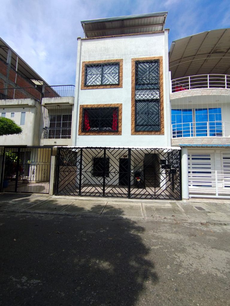 Apartamento en arriendo Valle Del Cauca Cali Ciudad Real 60 m2 Habitaciones 2 Baños 1 Garajes 1 Precio $960000