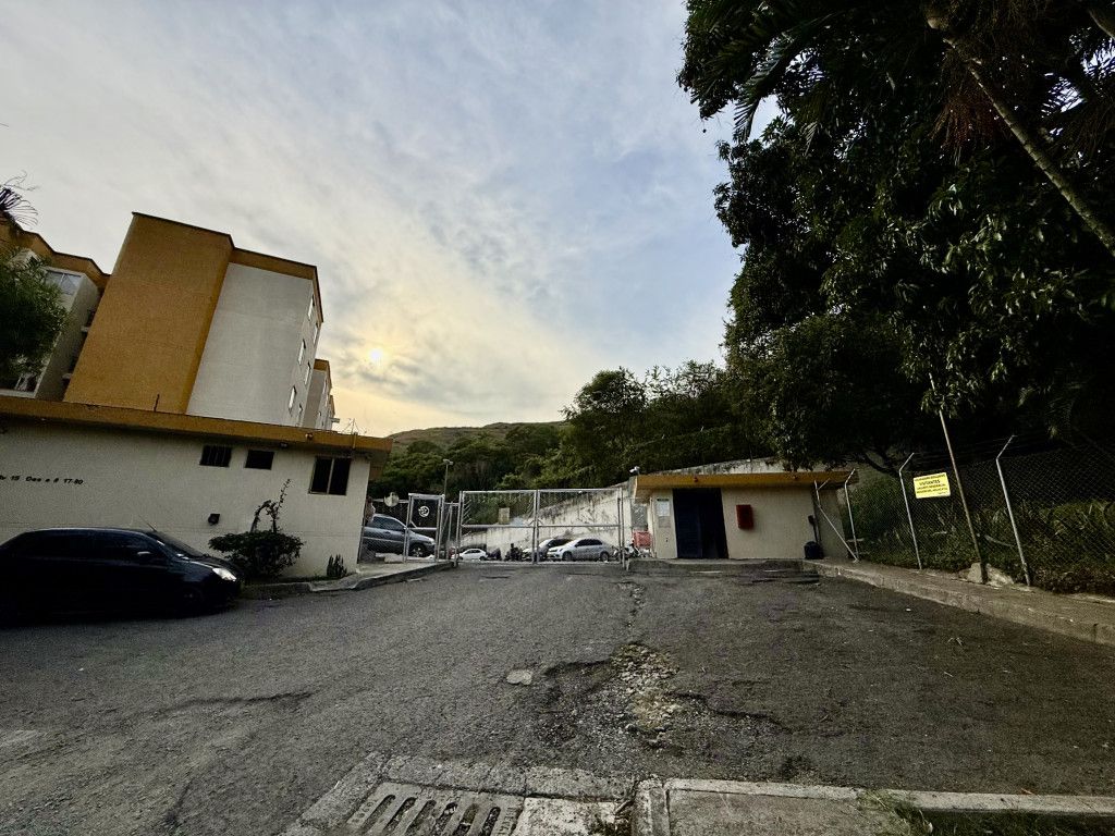 Apartamento en arriendo Valle Del Cauca Cali Sector La Luisa Bella Suiza 65 m2 Habitaciones 3 Baños 2 Garajes 0 Precio $1120000