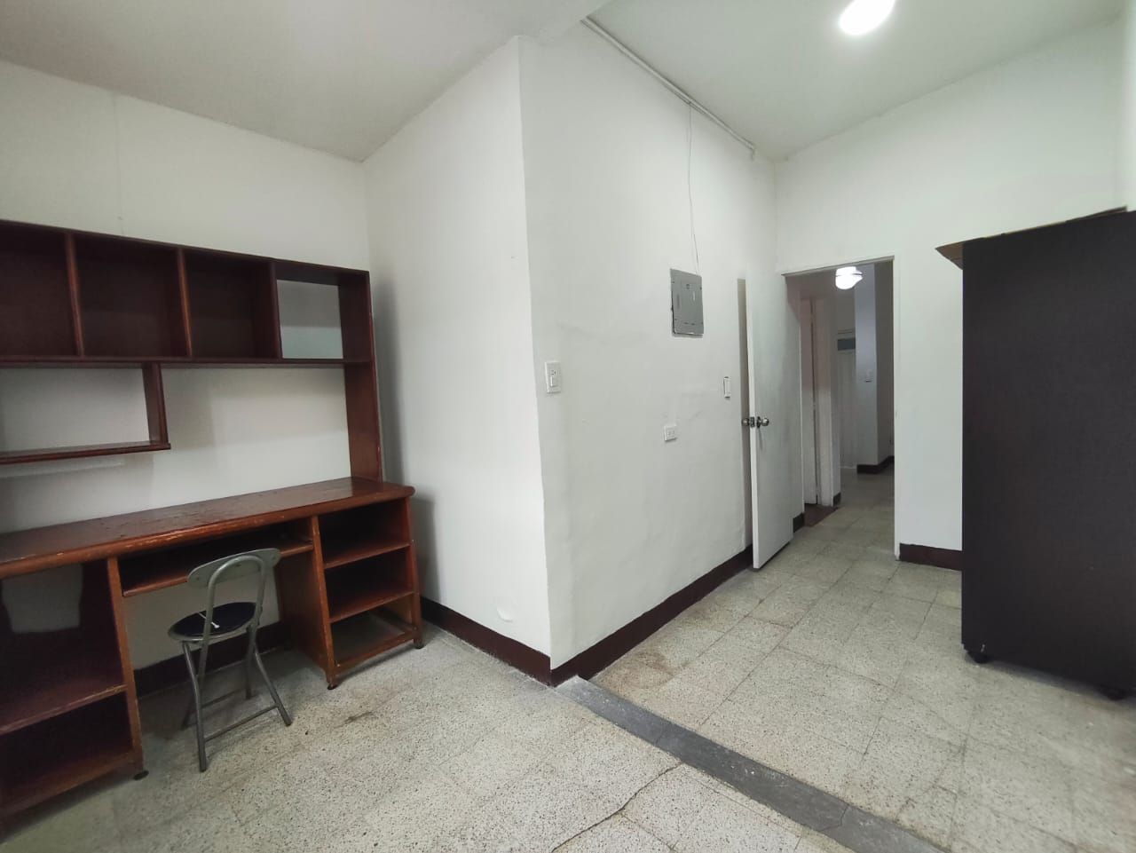 Apartamento en arriendo Antioquia Medellín Granada 100 m2 Habitaciones 3 Baños 2 Garajes 0 Precio $2400000