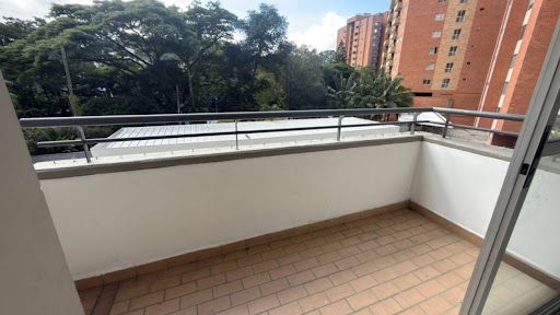 Apartamento en arriendo Antioquia Medellín La Pilarica 75 m2 Habitaciones 3 Baños 2 Garajes 1 Precio $2600000
