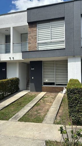 Casa en arriendo Risaralda Pereira Ur Santa Juana De Las Villas 100 m2 Habitaciones 4 Baños 3 Garajes 1 Precio $2250000