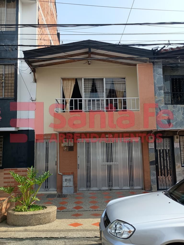 Casa en arriendo Antioquia Medellín Cristobal 125 m2 Habitaciones 3 Baños 2 Garajes 1 Precio $2800000