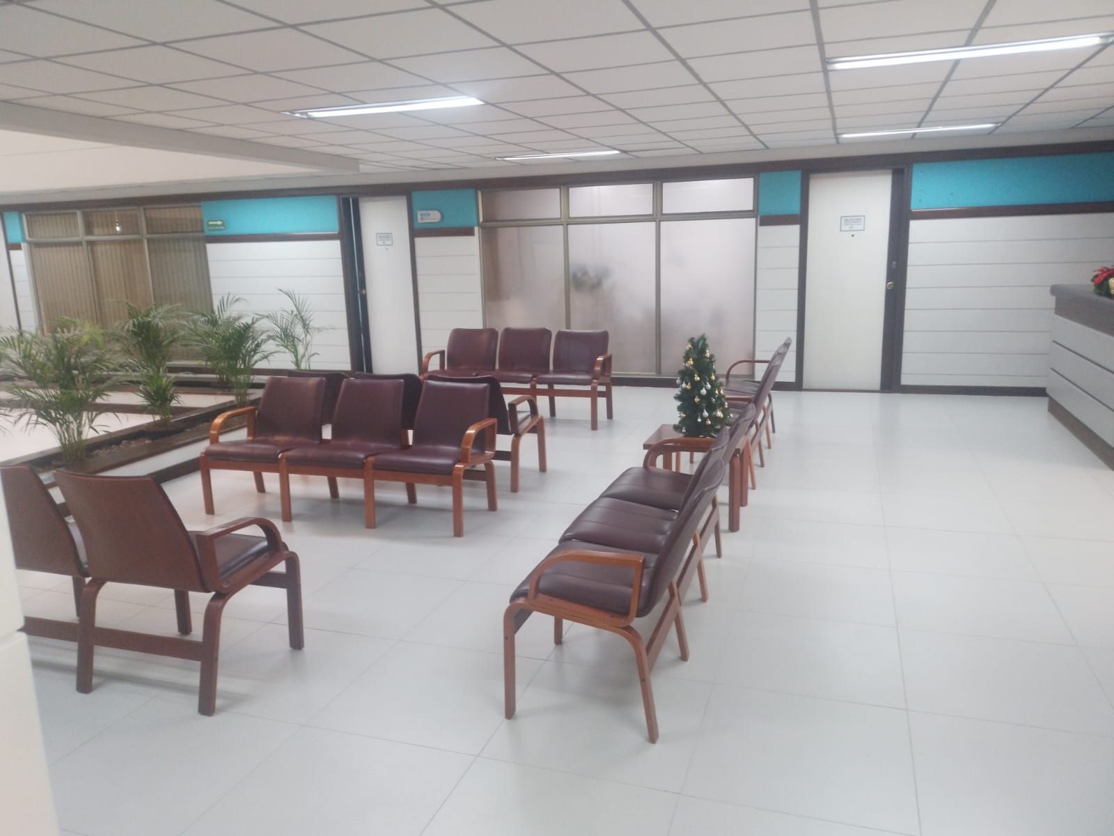 Consultorio en arriendo o venta Antioquia Medellín Los Conquistadores 46 m2 Habitaciones 0 Baños 1 Garajes 1 Precio venta $520000000 Precio arriendo $4000000