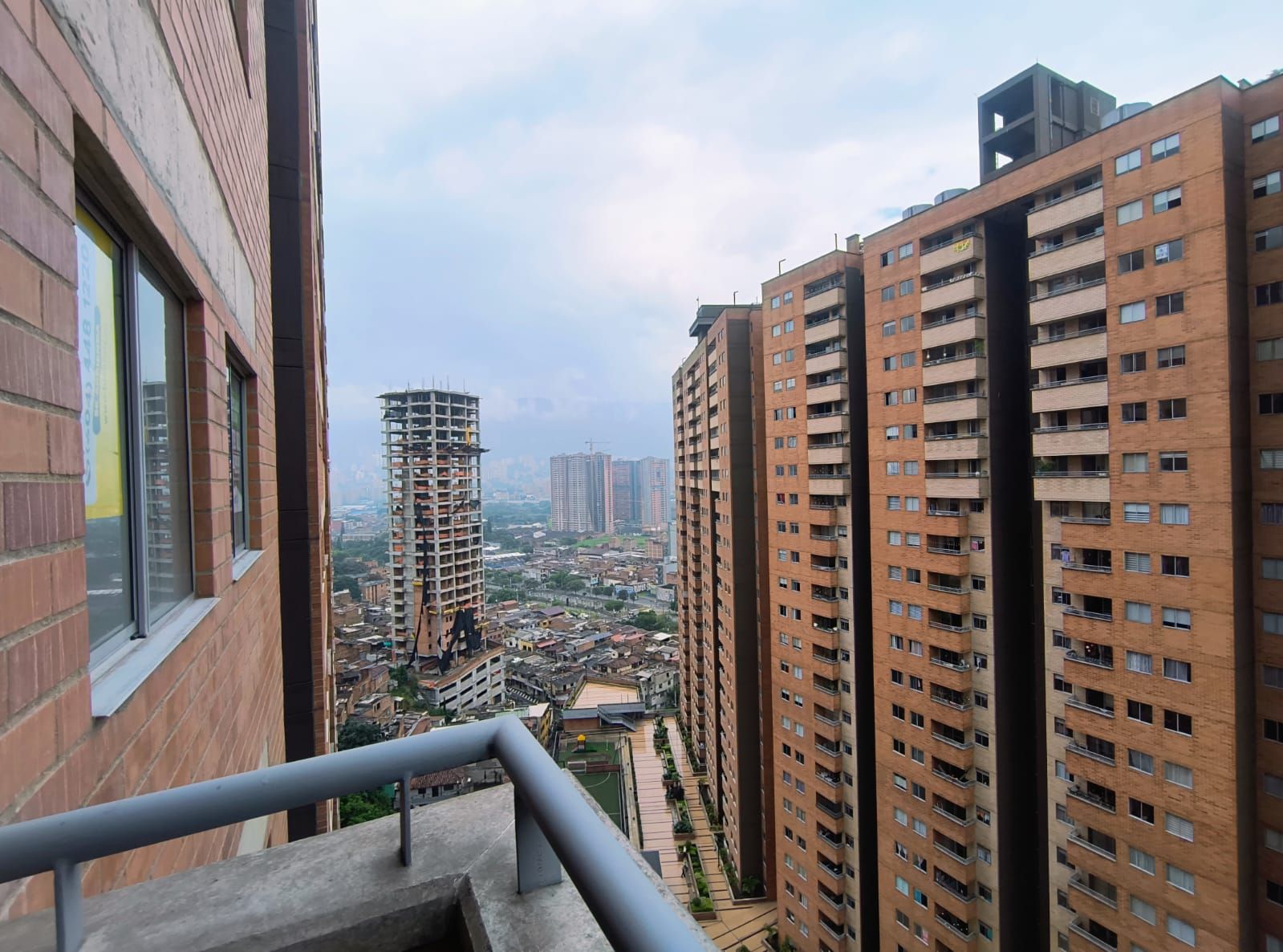 Apartamento en arriendo Antioquia Itagüí Fátima 67 m2 Habitaciones 2 Baños 2 Garajes 0 Precio $2400000