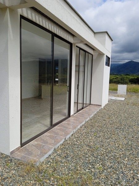 Casa en venta Tolima Alvarado Alvarado 91 m2 Habitaciones 3 Baños 2 Garajes 2 Precio $390000000