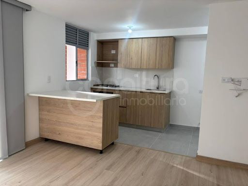 Apartamento en arriendo Antioquia Medellín Altamira 62 m2 Habitaciones 2 Baños 2 Garajes 1 Precio $2850000