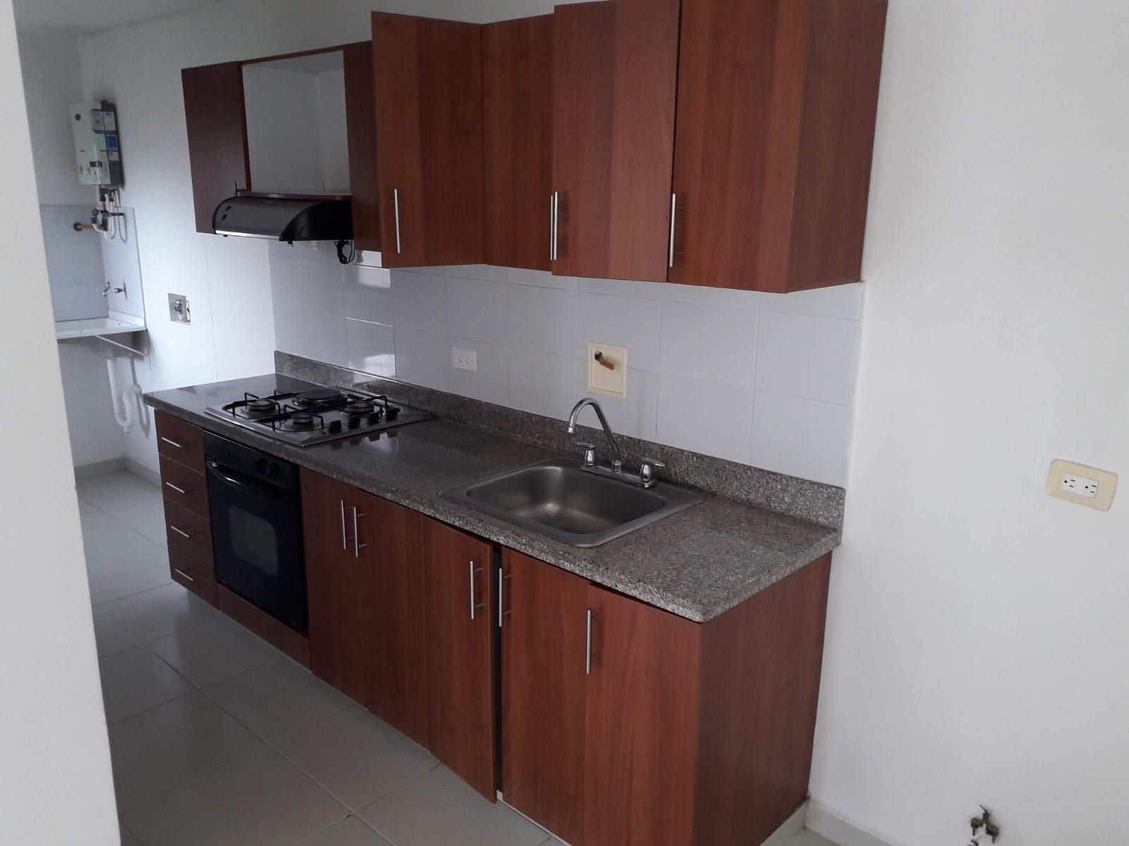 Apartamento en arriendo Antioquia Itagüí Cr Verde Vivo La Ceiba 94 m2 Habitaciones 3 Baños 3 Garajes 1 Precio $3200000