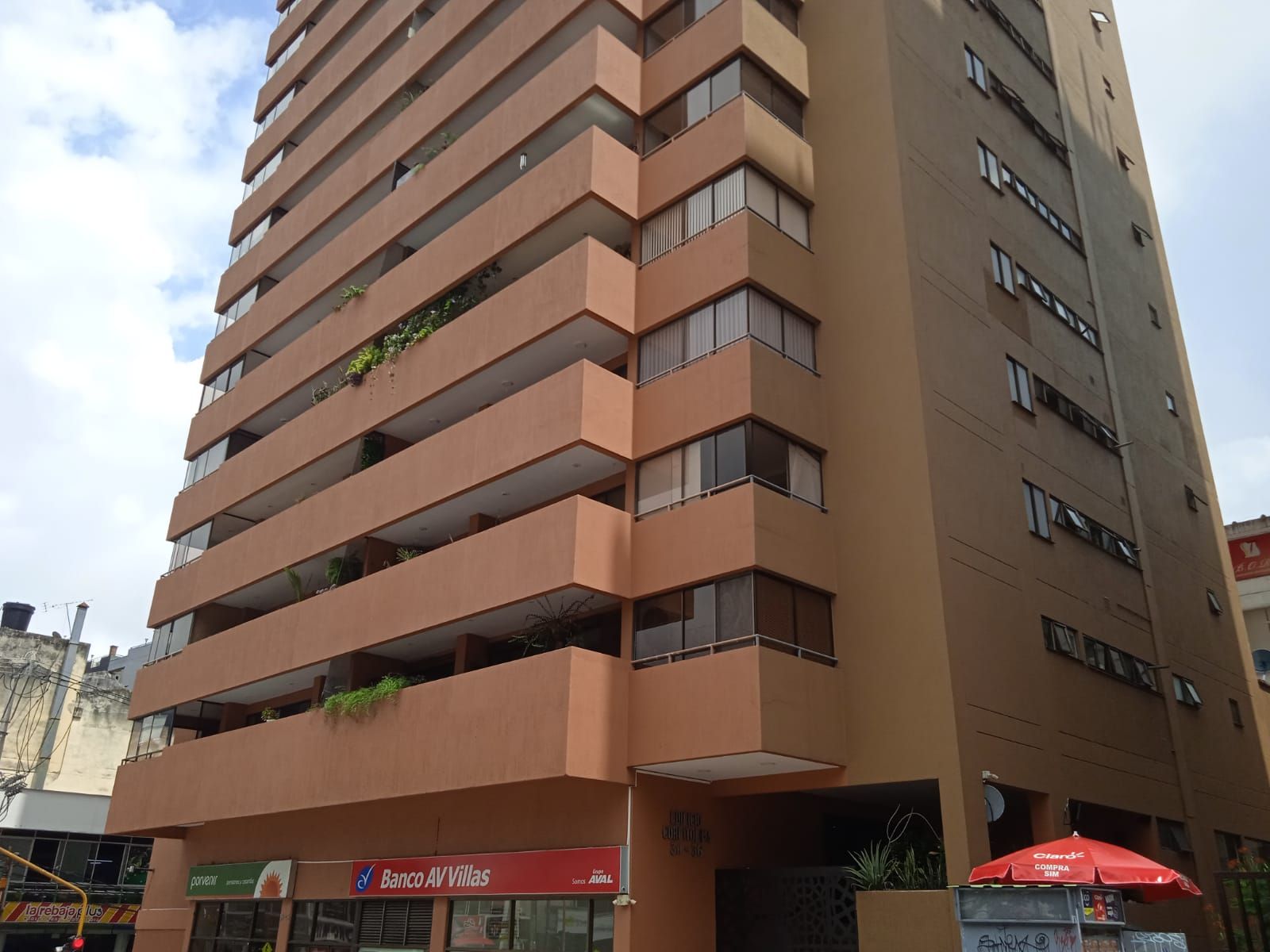 Apartamento en venta Tolima Ibagué Centro 200 m2 Habitaciones 3 Baños 3 Garajes 1 Precio $650000000