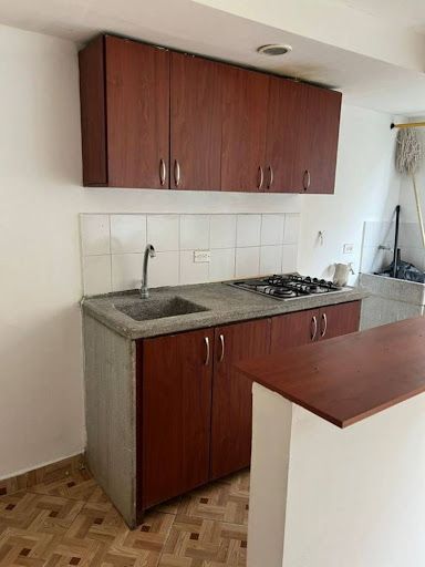 Apartamento en arriendo Antioquia Medellín Cucaracho 37 m2 Habitaciones 3 Baños 1 Garajes 0 Precio $1000000