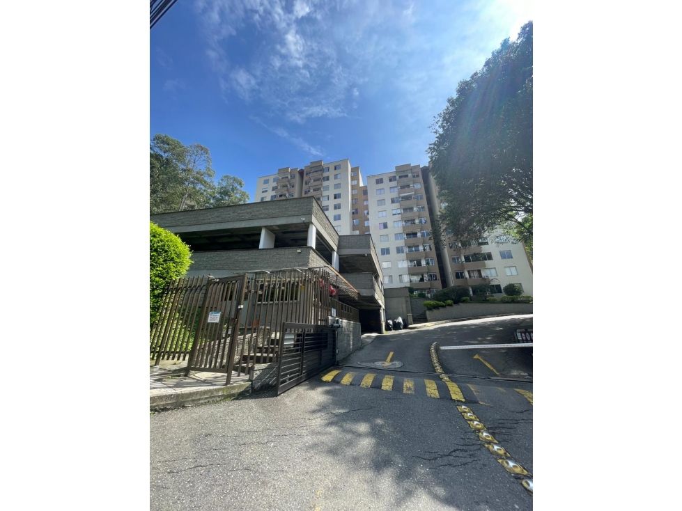 Apartamento en arriendo Antioquia Medellín Asomadera No3 60 m2 Habitaciones 3 Baños 2 Garajes 1 Precio $2500000