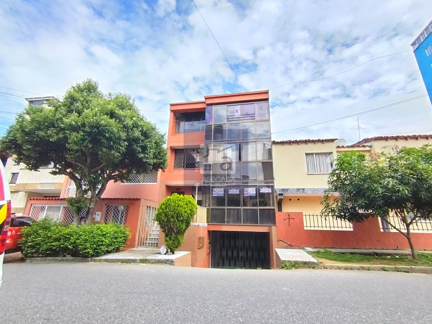 Apartamento en arriendo Santander Bucaramanga Provenza 181 m2 Habitaciones 6 Baños 4 Garajes 1 Precio $2950000