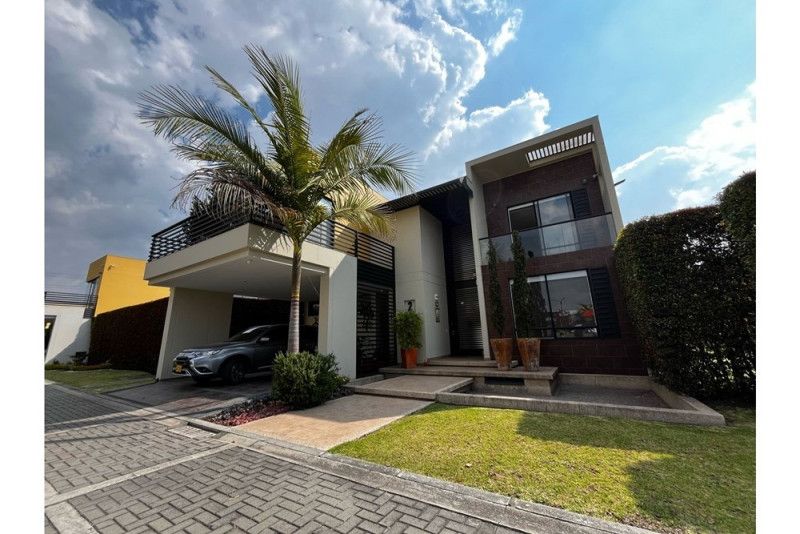 Casa en venta Cundinamarca Cota Cota 310 m2 Habitaciones 5 Baños 6 Garajes 0 Precio $1980000000