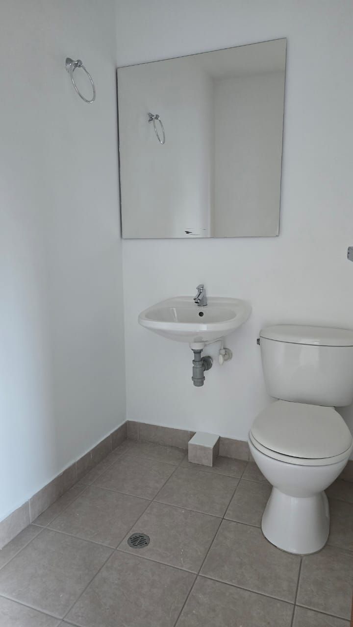 Oficina en arriendo Antioquia Medellín Urbanizacion Santa Maria De Oviedo 80 m2 Habitaciones 0 Baños 2 Garajes 2 Precio $7200000