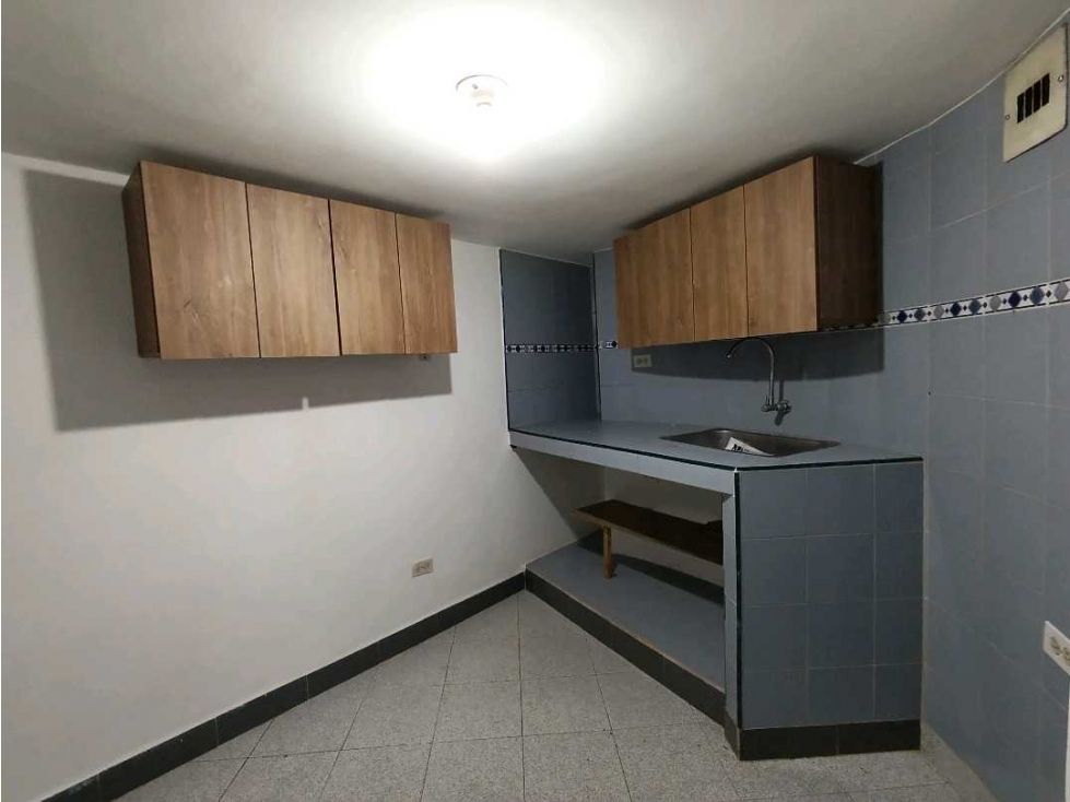 Apartaestudio en arriendo Antioquia Medellín Alejandro Echavarria 40 m2 Habitaciones 1 Baños 1 Garajes 0 Precio $1350000